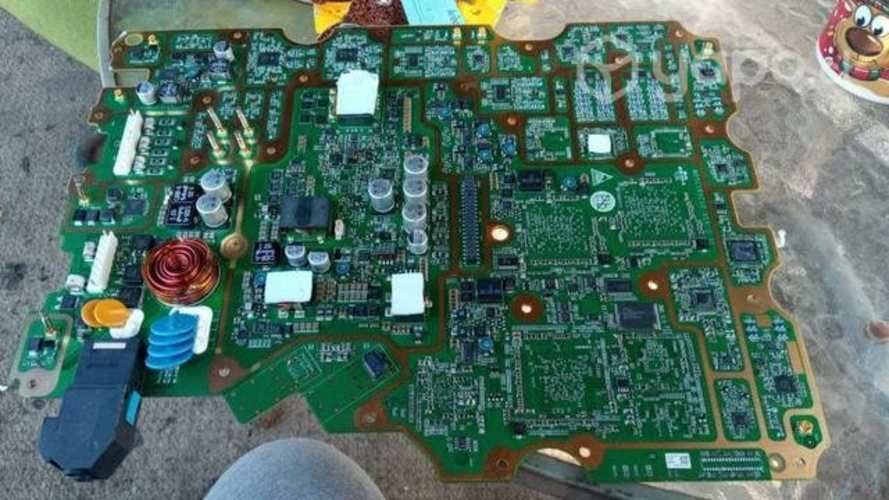 Placa central,servidor y telefónic