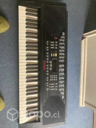 Teclado, con uso, en buen estado