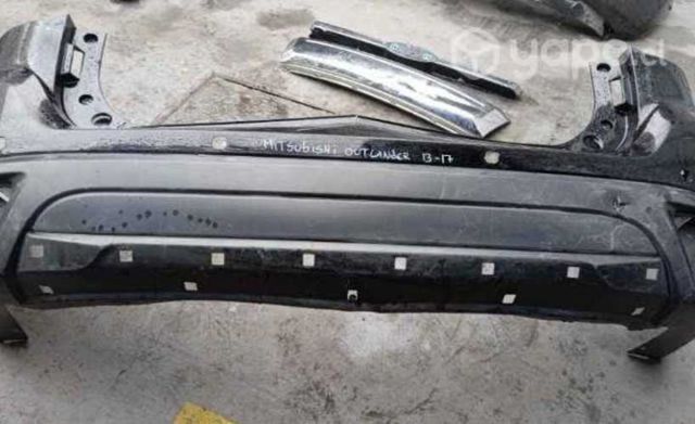 Parachoque USADO Trasero Mitsubichi Out Lander Ne