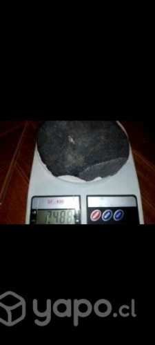 Meteorito Níquel, anómalo. Con líneas widmanstätte