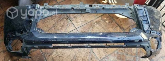 Parachoques delantero Montero Sport 2016 2020 deta