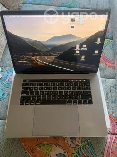 MacBook Pro 15 2018 touchbar tope de línea
