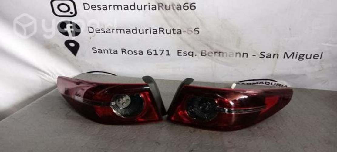Focos traseros LH/RH MAZDA 3 Año 2022