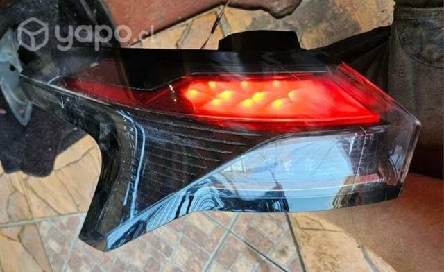 Foco costado izquierdo Grovee 2018 2023 buen estad