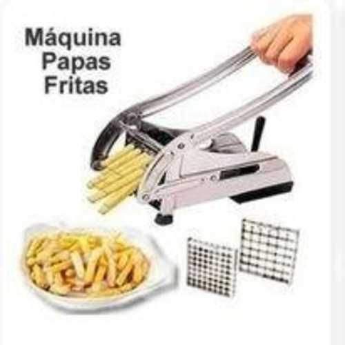 Picadoras de papas fritas y cebollas nuevas