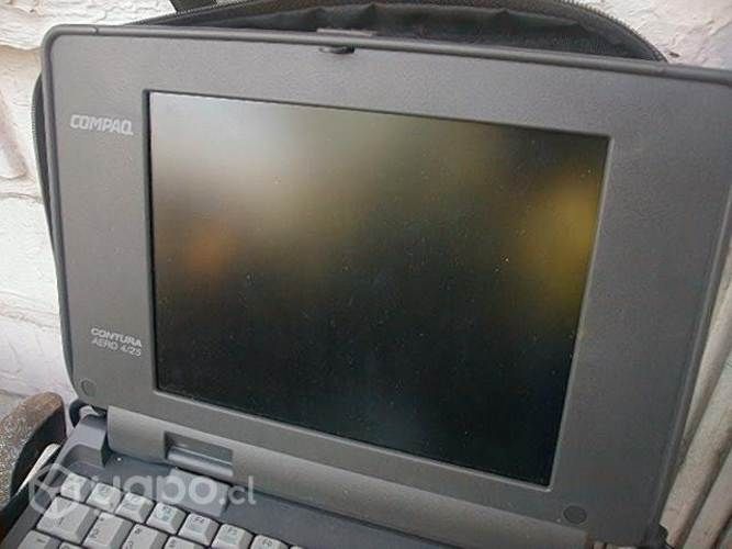 Computador notebook compaq antiguo
