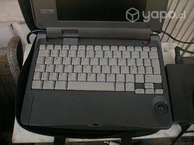 Computador notebook compaq antiguo