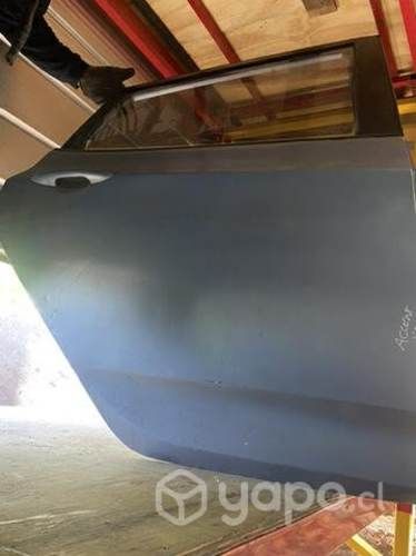Puerta trasera derecha Hyundai accent hb