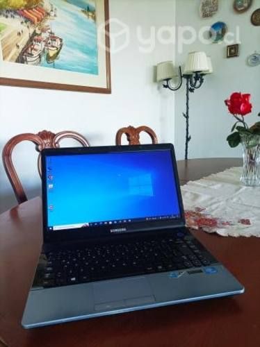 Notebook, Samsung, 6GB de memoria, bateria ok