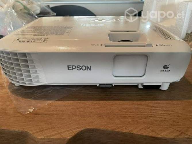 Proyector epson home cinema 760HD
