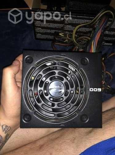Fuente de poder 600W EVGA