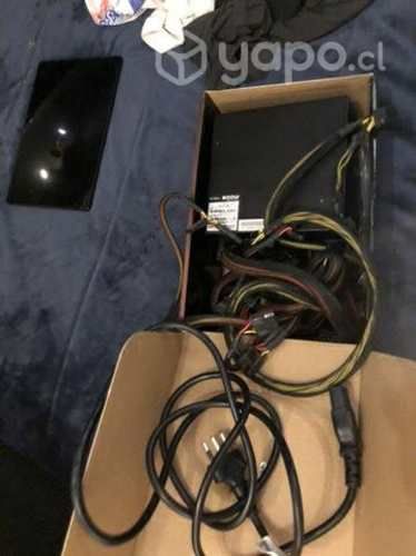 Fuente de poder 600W EVGA