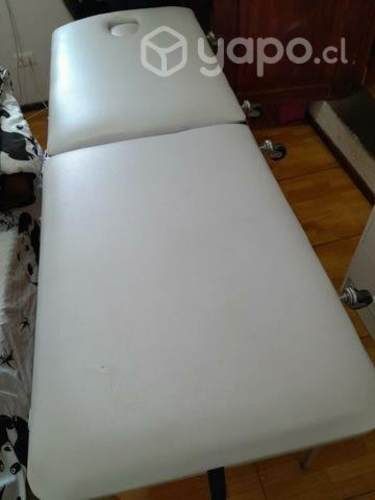 Camilla usada en buenas condiciones