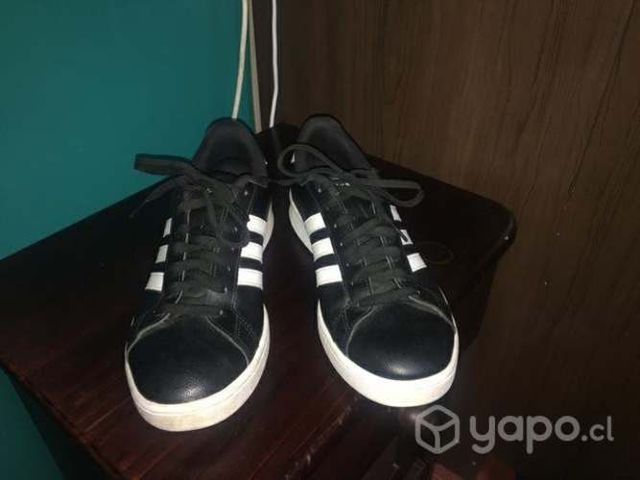 Zapatillas adidas, casi sin usos