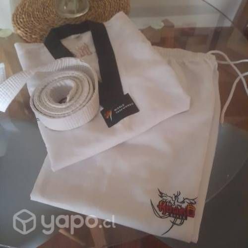 Traje de taekwondo