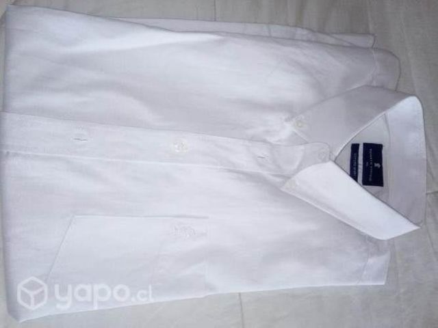 Camisa blanca casi nueva
