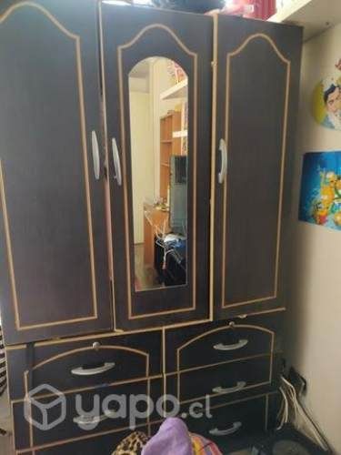 Closet 3 puertas