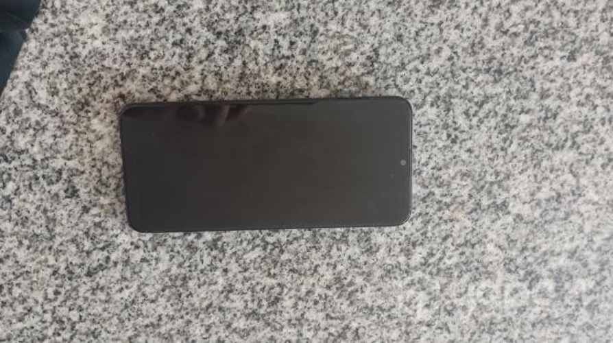 Teléfono Motorola G20 de 64gb