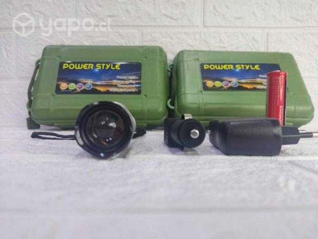 Linterna táctica recargable zoom