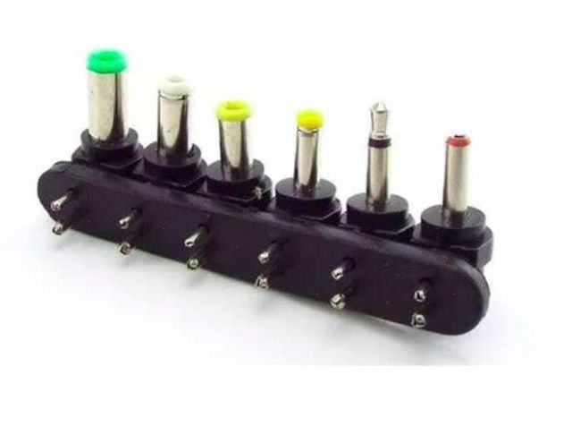 Fuente Poder Cargador Transformador Voltaje Univer