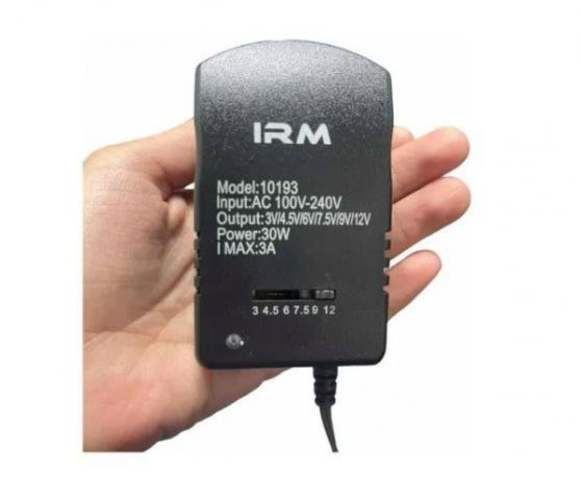 Fuente Poder Cargador Transformador Voltaje Univer