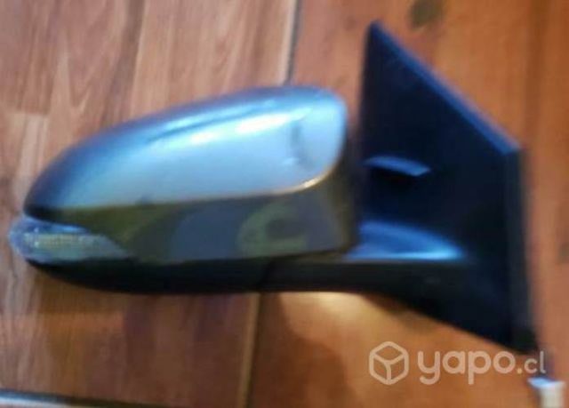 Espejo derecho Auris 2016 2018 detalle tapa