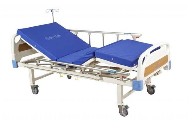 Cama o catre clínico. Ciudad de Talca