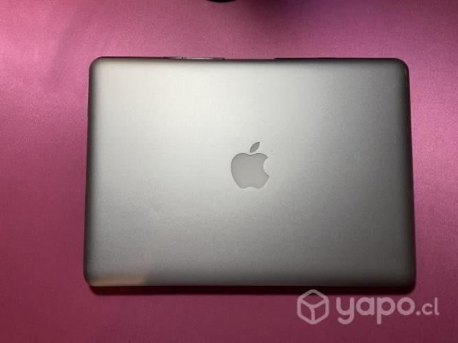 MacBook Pro 13” y mouse