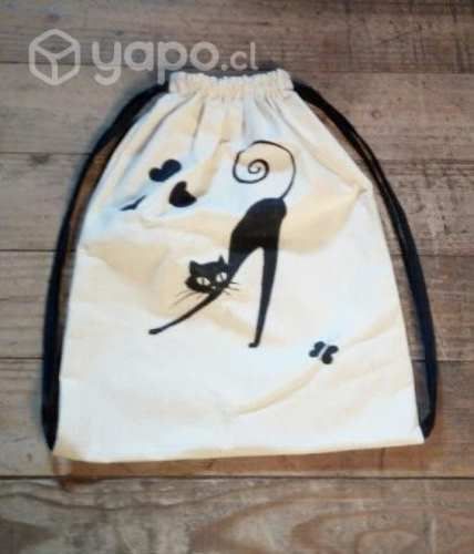 Mochila estampado gata y corazones, tela algodón