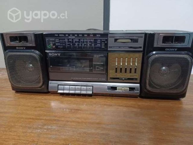 RADIO CASSETTE Sony