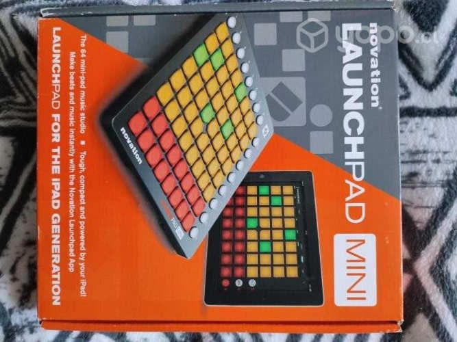 Novation Launchpad mini