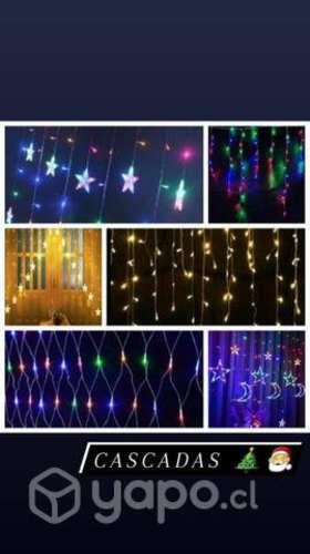 Luces y cascadas navideñas