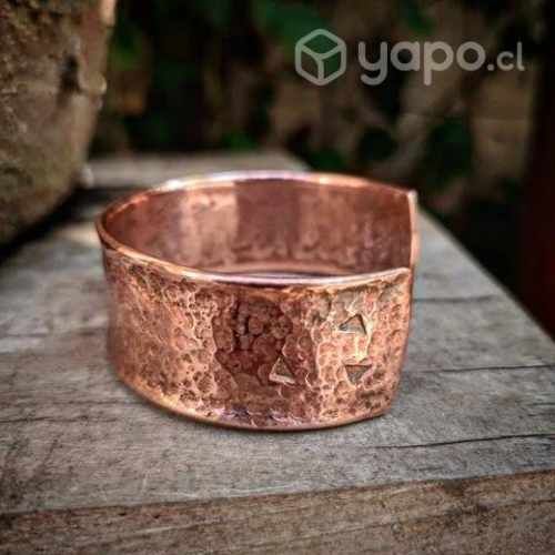 Pulseras de cobre rústicas