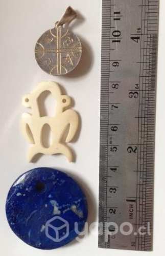 Tres colgantes artesanales