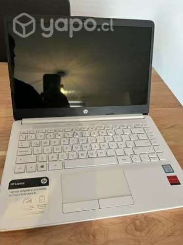 Notebook HP 1 TB / 4 GB RAM / INTEL CORE I3 7