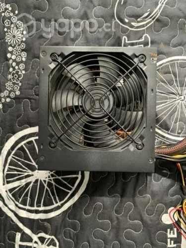 Fuente de Poder 600w thermaltake