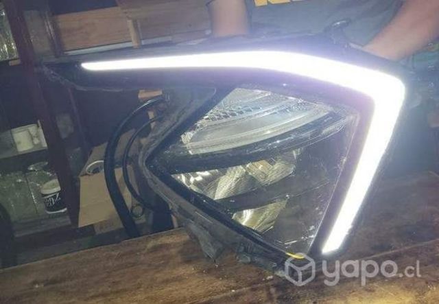 Optico derecho Sportage 2022 2023 buen estado