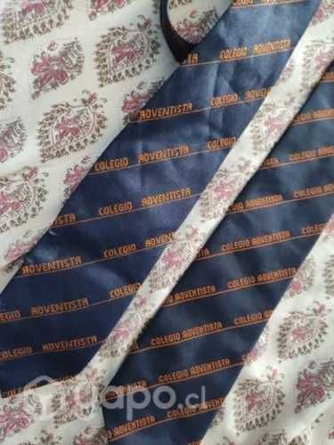 Uniforme colegio adventista