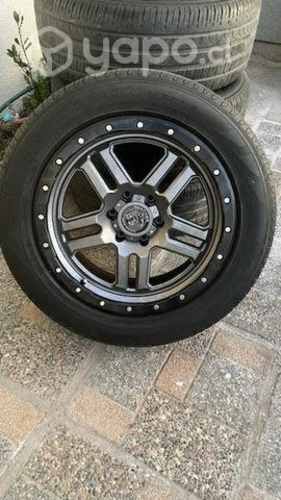 Juego Neumaticos llantas aro 20 con 80% vida útil