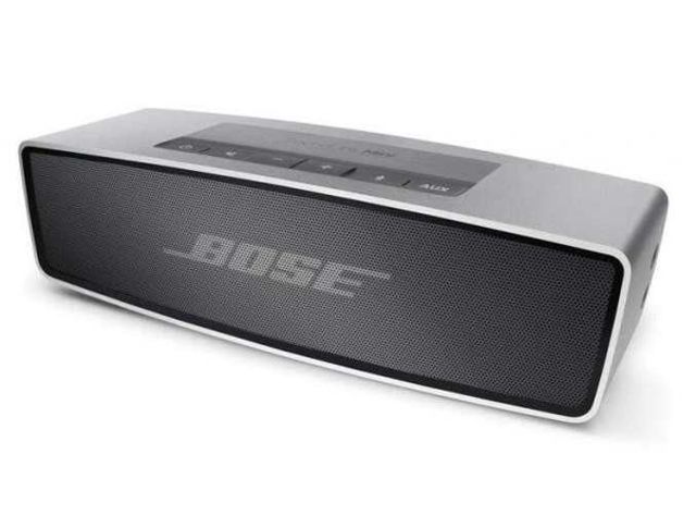 Parlante Bose Soundlink Mini con base y cargador o