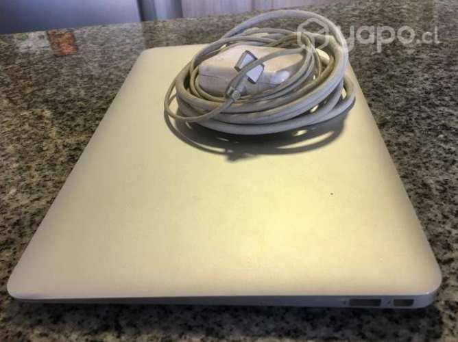 MacBook Air poco uso, reacondicionado
