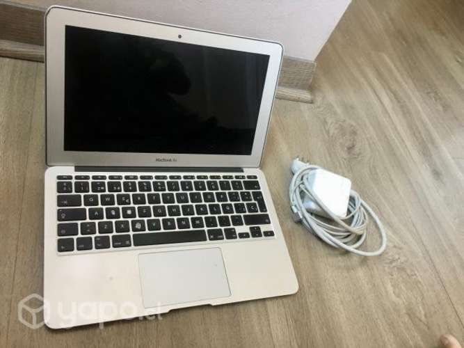 MacBook Air poco uso, reacondicionado
