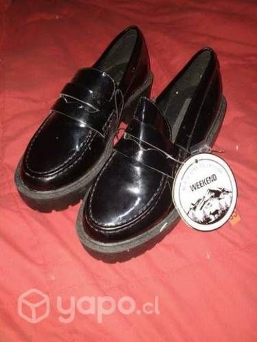 Zapato nuevo de mujer