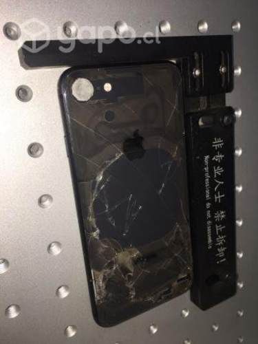 Cambio de tapa trasera iphone 8 color negro