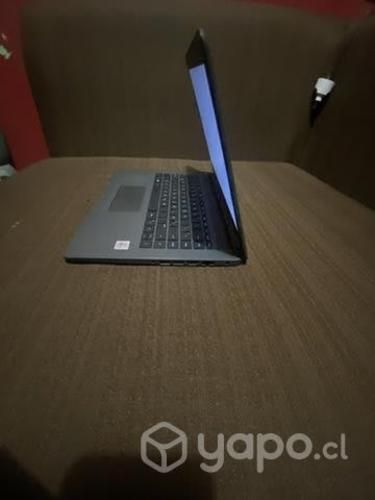 Computadora HP 240 con 1000 gb de disco duro