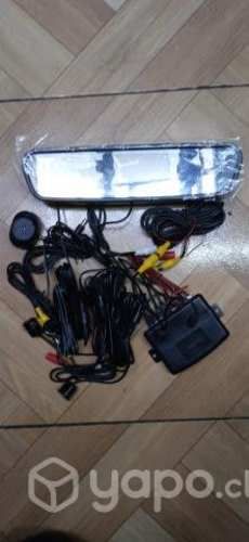 Sistema de visión trasera y sensores de retroceso