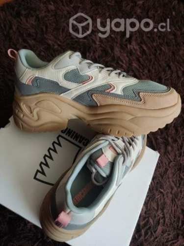 Zapatillas Americanino mujer nuevas talla 40