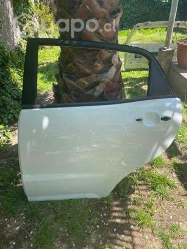 Puerta trasera Izquierda Korando