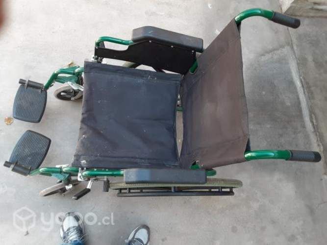 Silla ruedas casi nueva