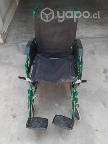 Silla ruedas casi nueva